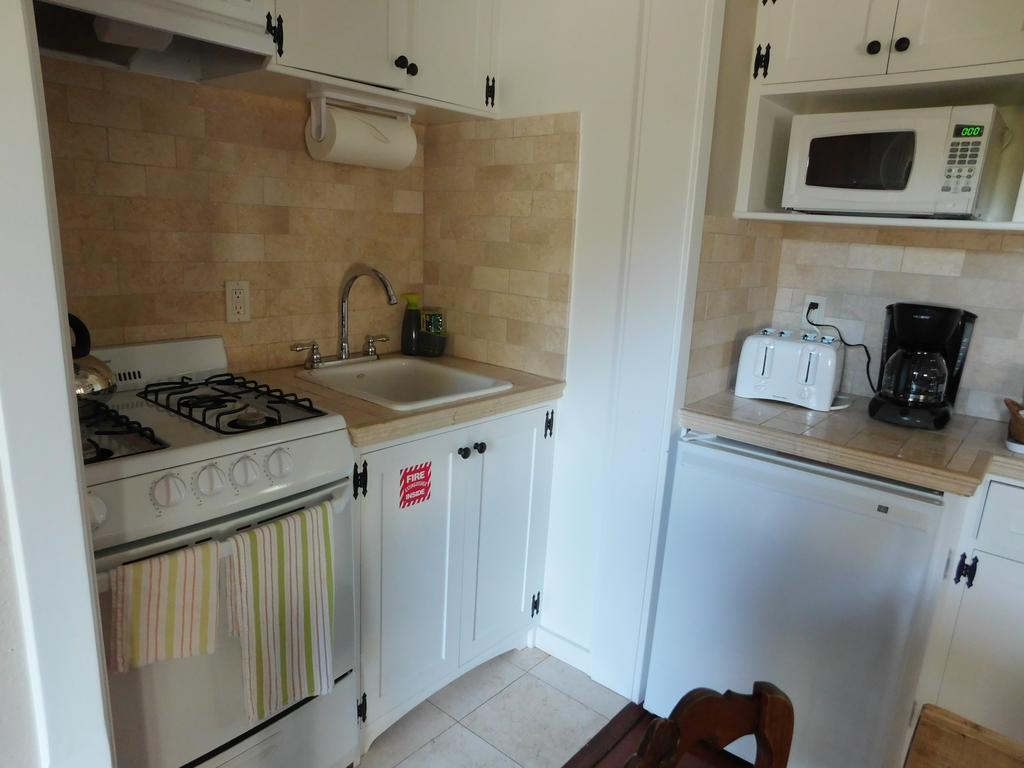 Carmel-by-the-Sea Lincoln Green Inn מראה חיצוני תמונה